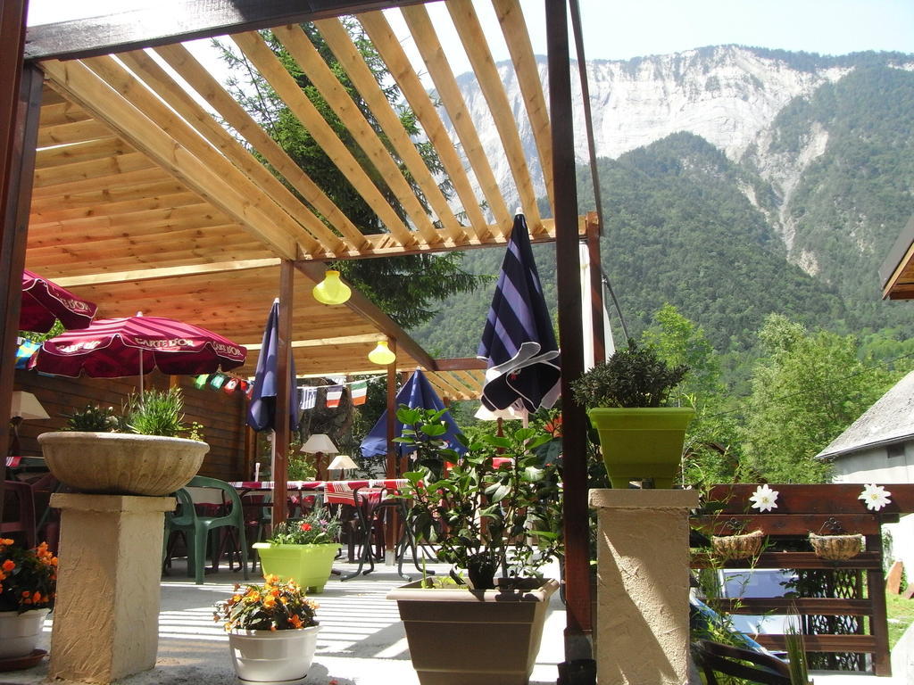 Hotel Le Terminus Le Bourg-dʼOisans エクステリア 写真