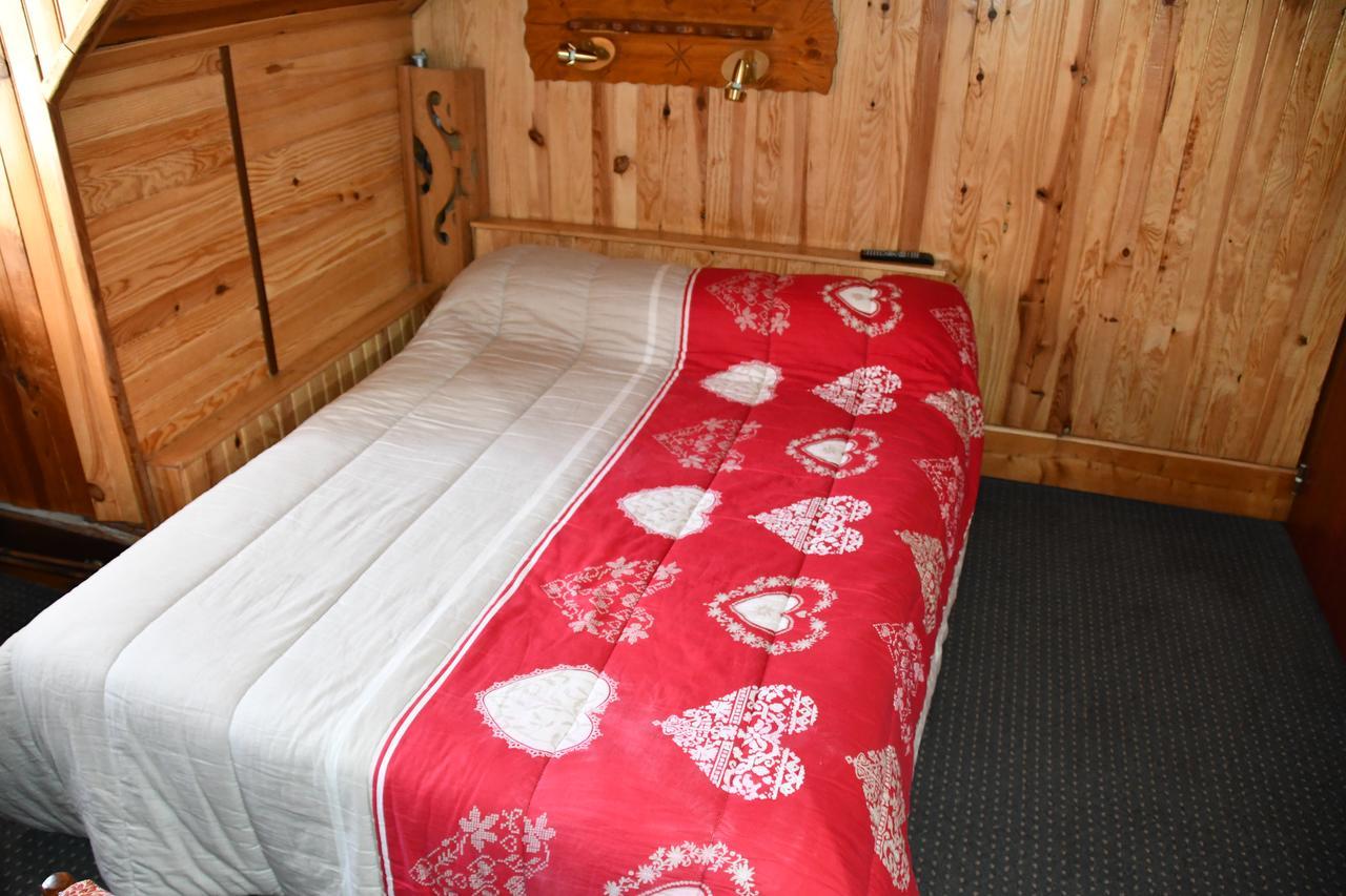 Hotel Le Terminus Le Bourg-dʼOisans エクステリア 写真