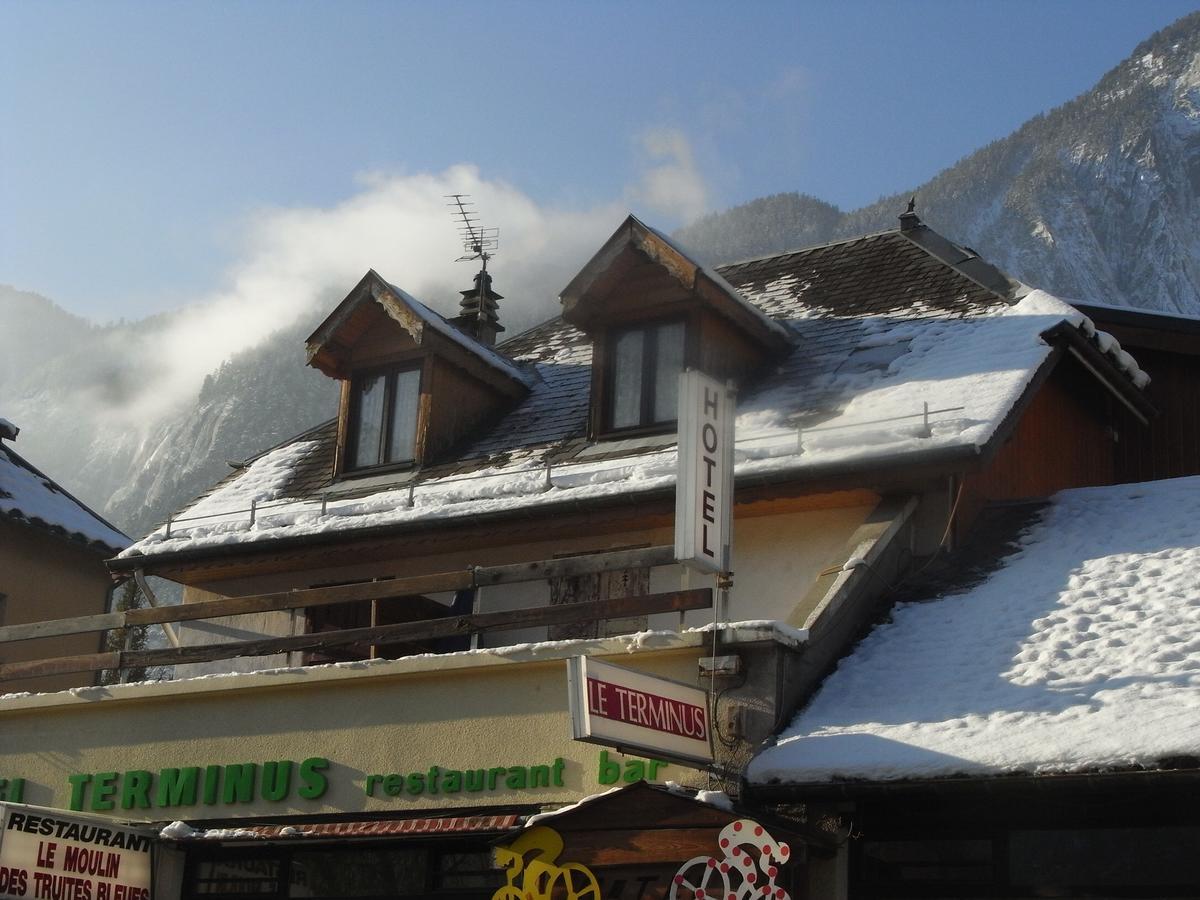 Hotel Le Terminus Le Bourg-dʼOisans エクステリア 写真